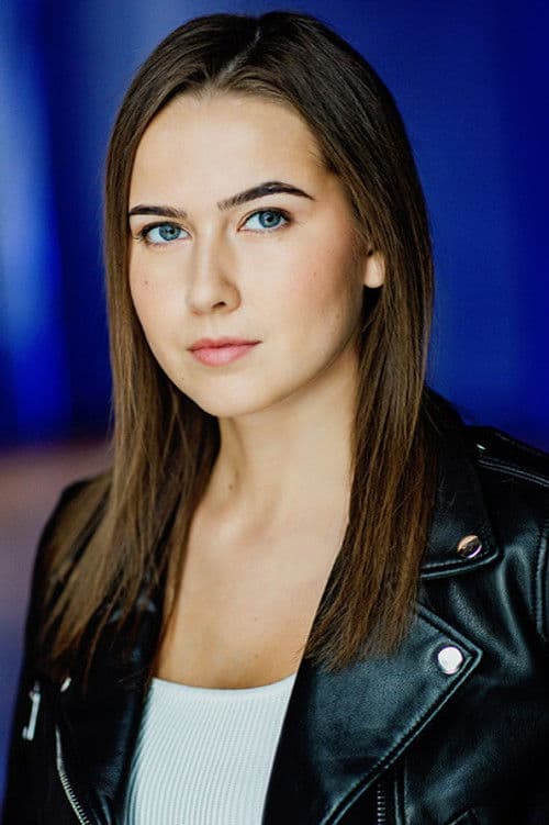 Briana Andrade-Gomes headshot