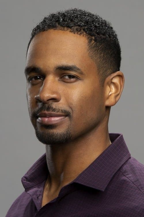 Damon Wayans Jr. headshot