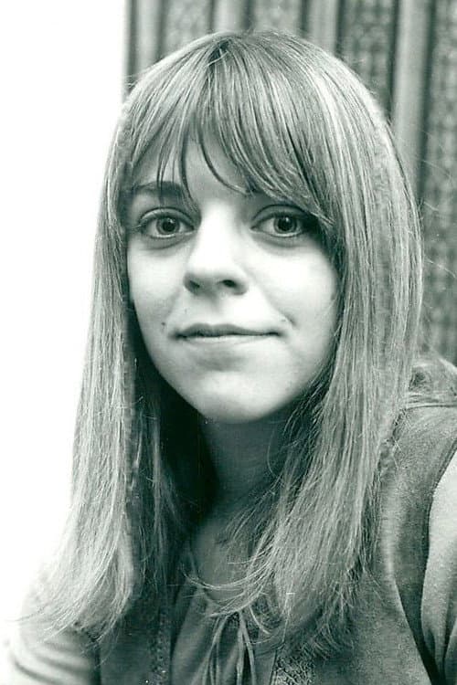 Petra Markham headshot