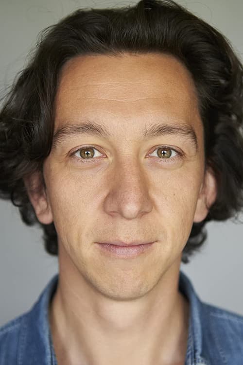 Robin Pearce headshot