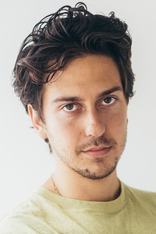 Nat Wolff headshot