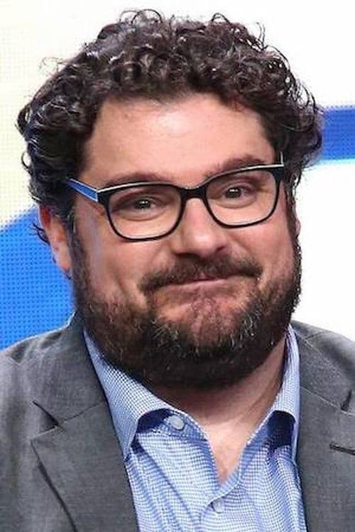 Bobby Moynihan headshot