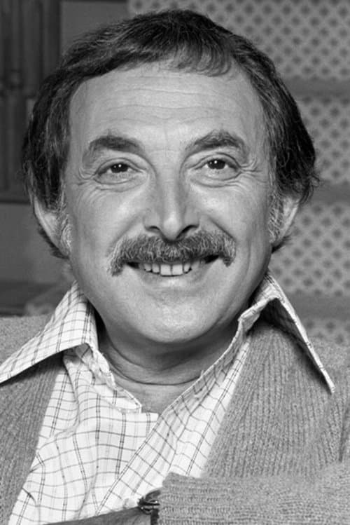Bill Macy headshot