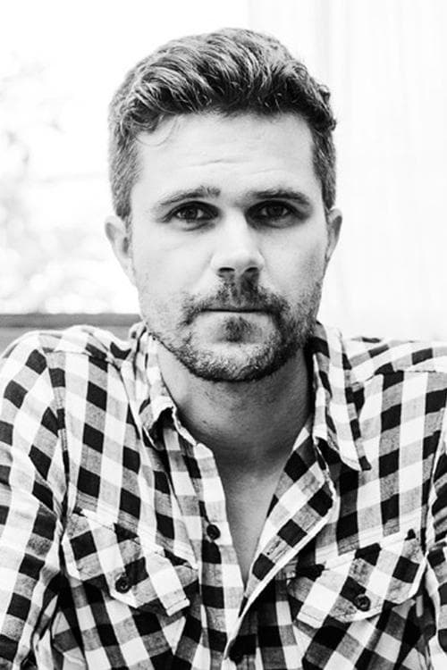Will Collyer headshot