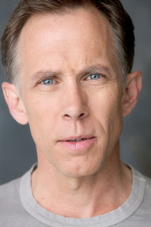Bruce McKenzie headshot