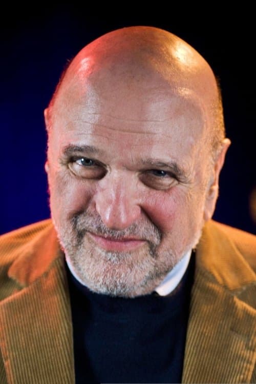 Andrew Davis headshot