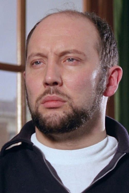 Robert Russell headshot