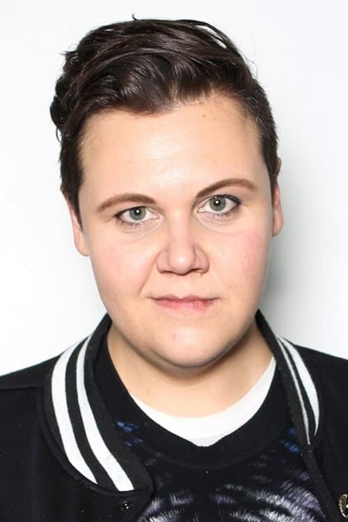 Caitlin Weierhauser headshot