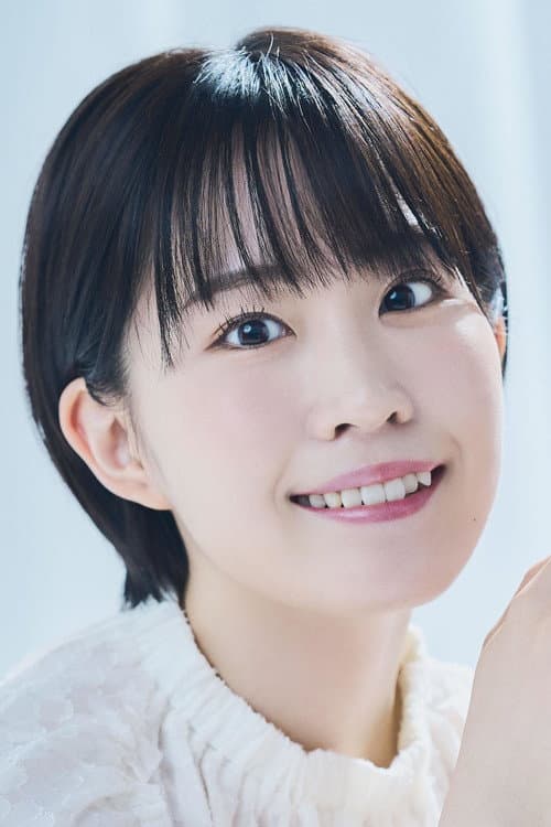 Minori Suzuki headshot