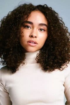 Bailey Bass headshot