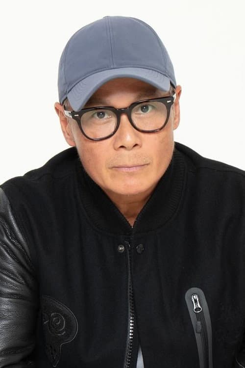 Eddie Chung headshot