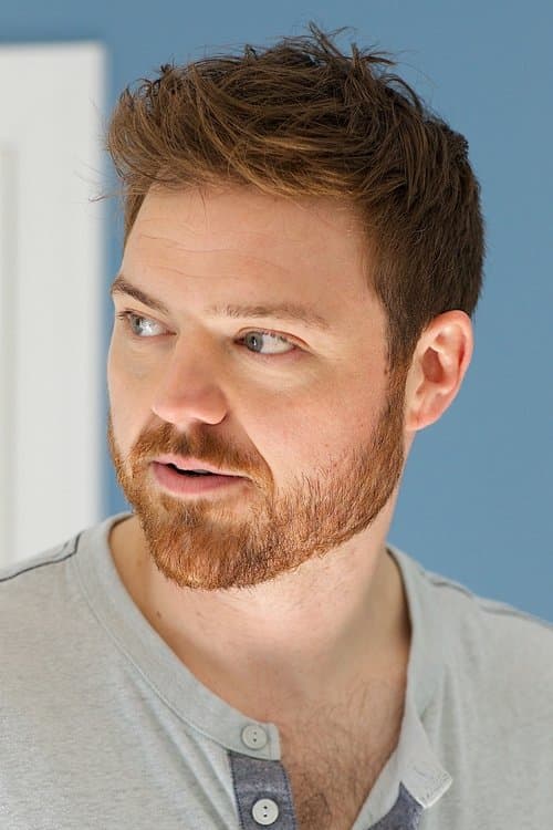 Dylan Taylor headshot