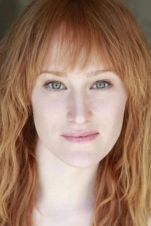 Willow Geer headshot