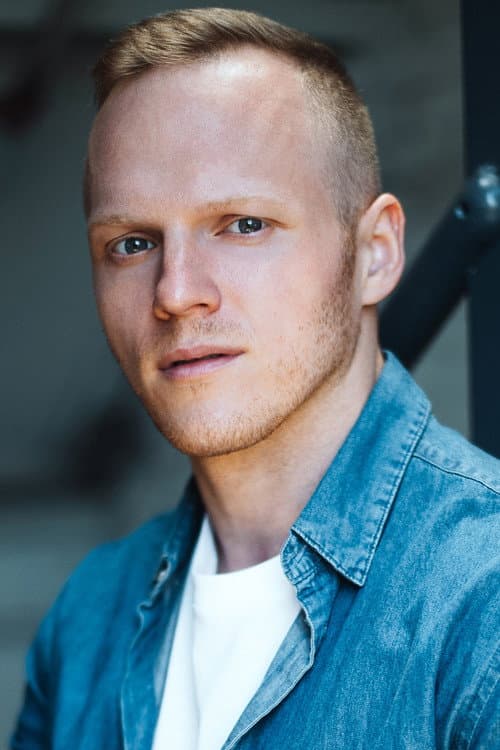 Brett Bartholomew headshot