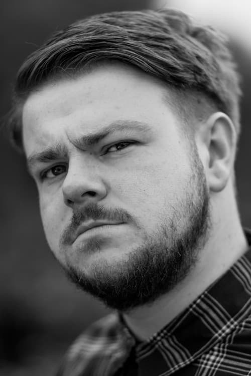 Andrew Ellis headshot