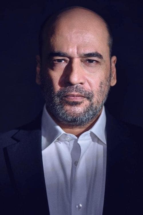 Mohan Kapur headshot