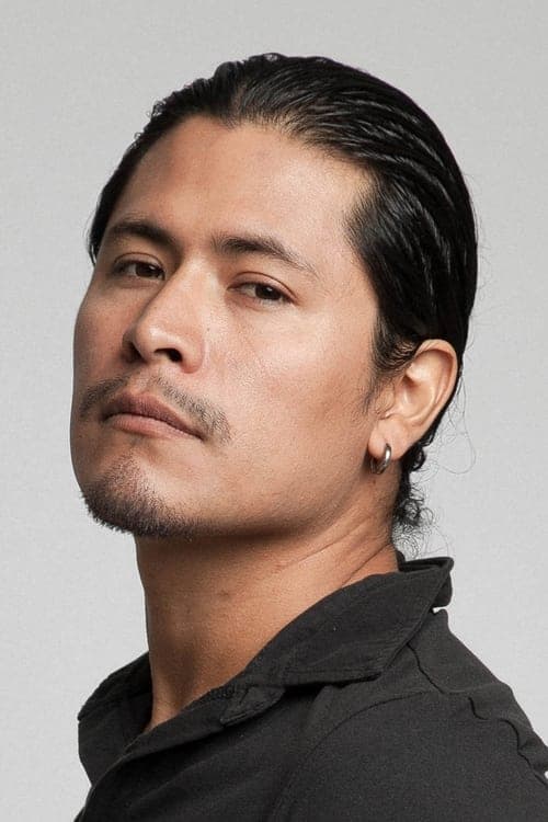 Harold Torres headshot