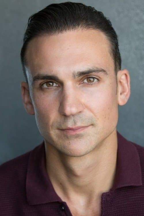 Henry Lloyd-Hughes headshot