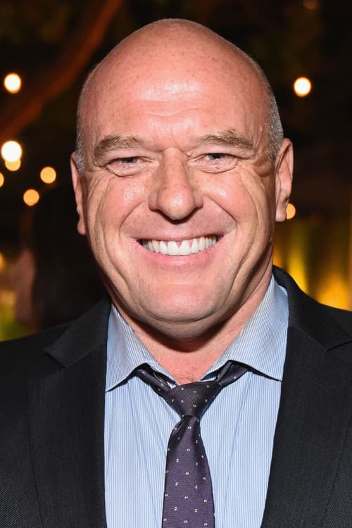 Dean Norris headshot
