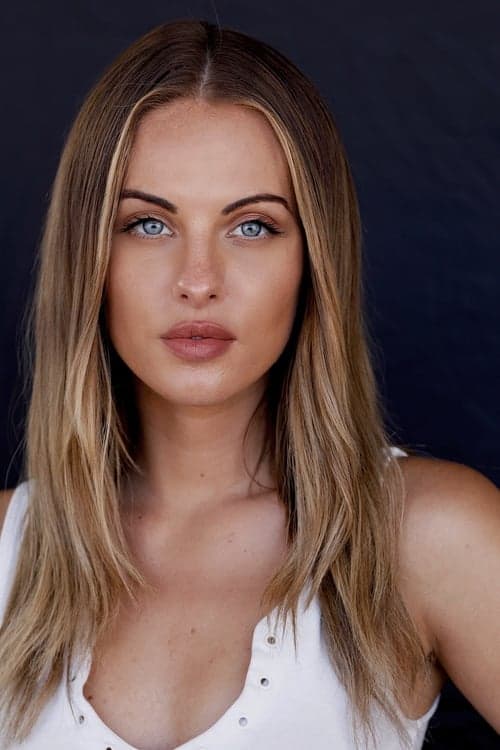 Montanna Gillis headshot