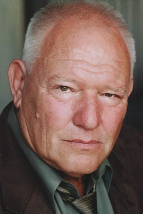 Ron Dean headshot