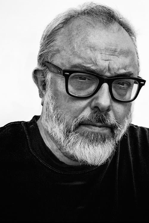Álex de la Iglesia headshot