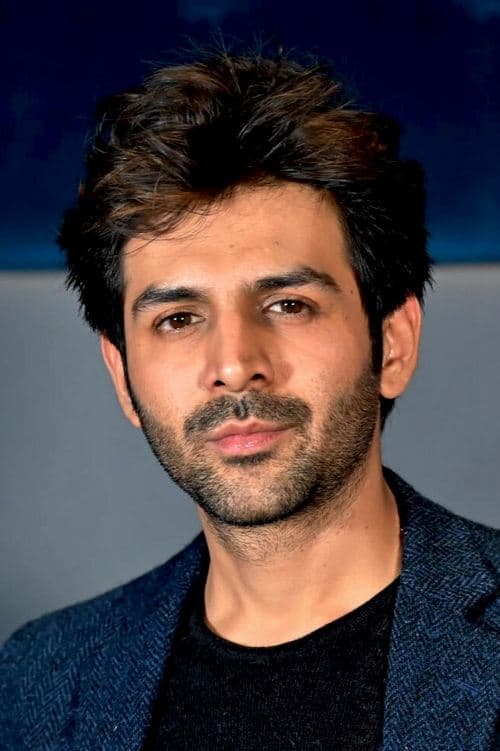 Kartik Aaryan headshot