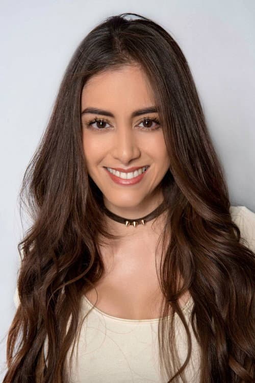 Argelia Curiel headshot