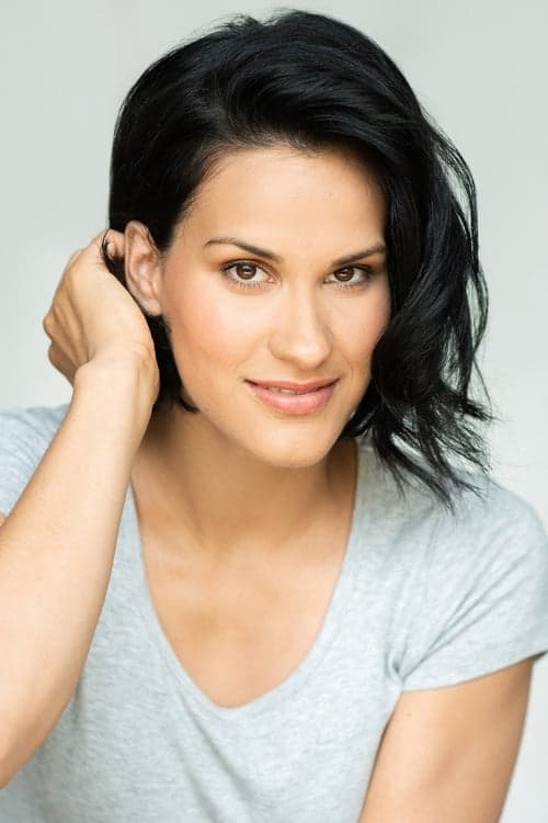 Mimi Côté headshot