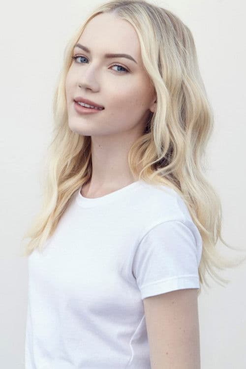 Emily Ruhl headshot