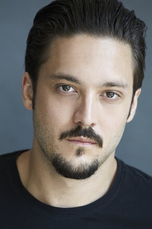 Sean Rey headshot