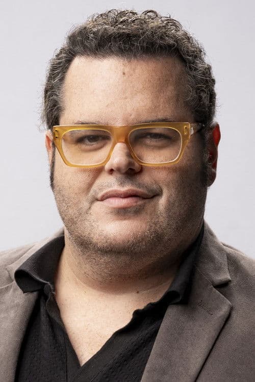 Josh Gad headshot