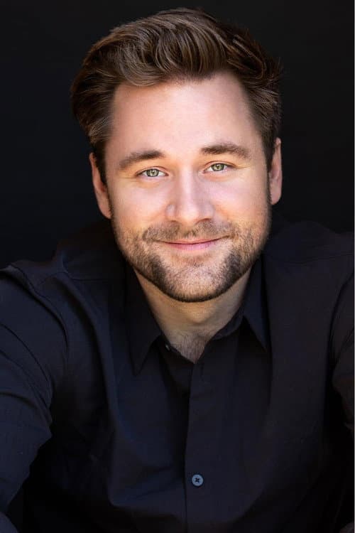 Luke Benward headshot