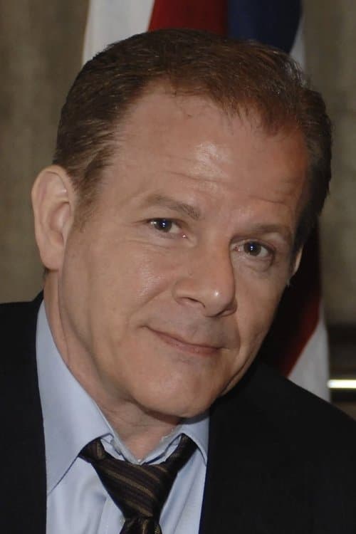 Colin Stinton headshot