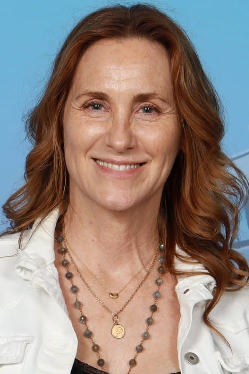Judith Hoag headshot