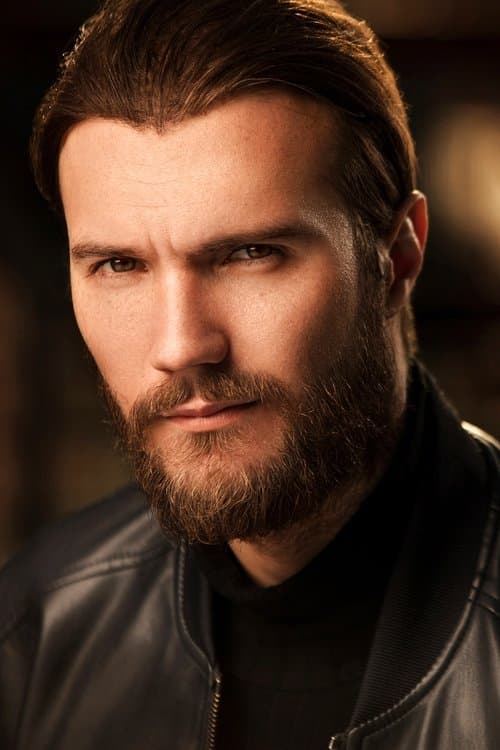 Andrei Nova headshot
