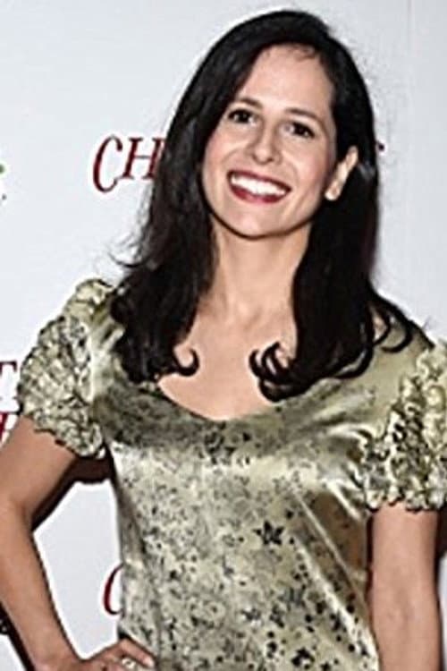 Clara Perez headshot