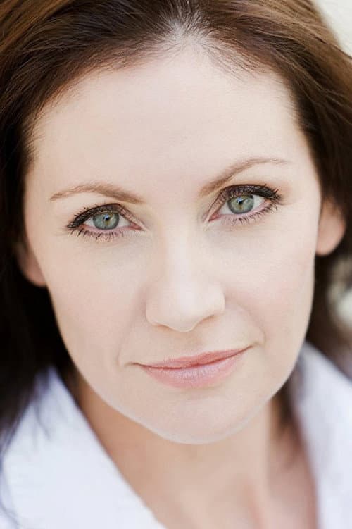 Stephanie Power headshot
