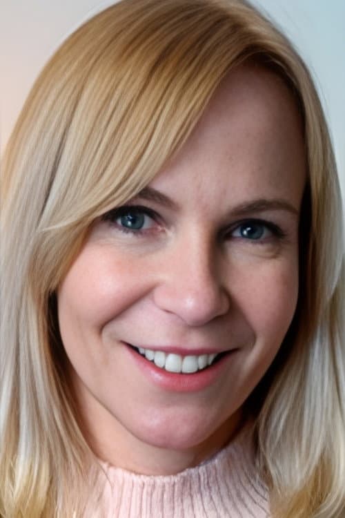 Marti Noxon headshot