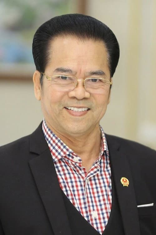 Trần Nhượng headshot