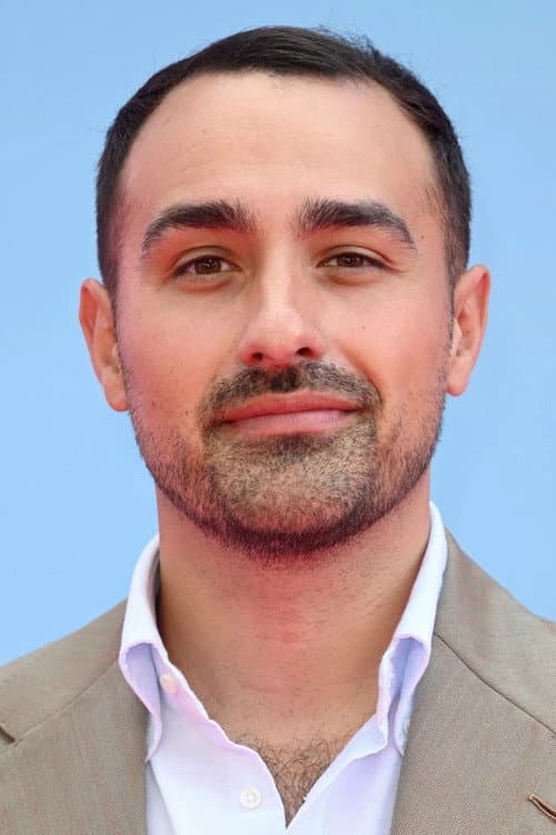 Jamie Demetriou headshot