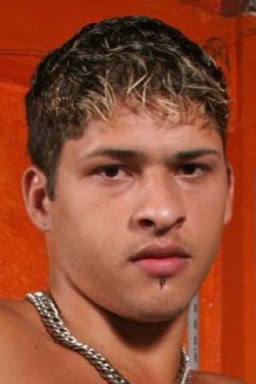 Rodrigo Lobo headshot