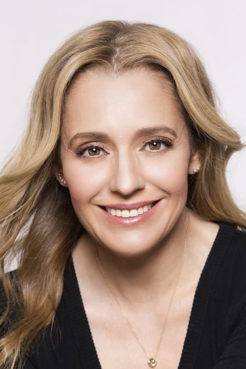 Ellen Rapoport headshot