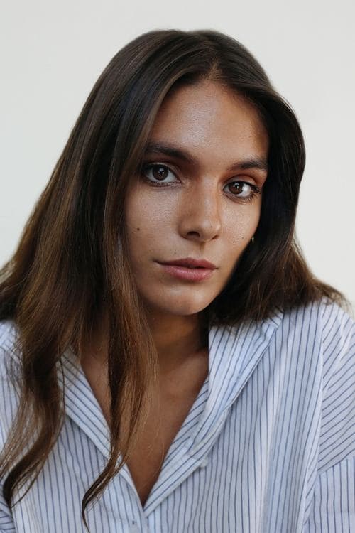 Caitlin Stasey headshot