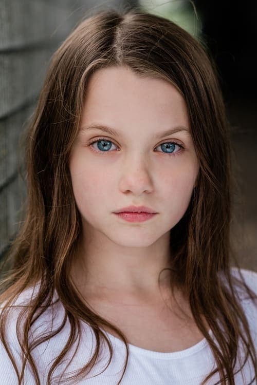 Caoilinn Springall headshot