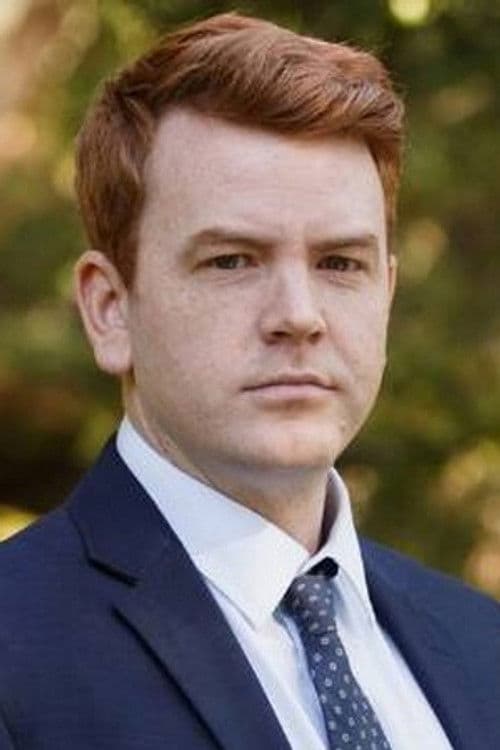 Nic Sampson headshot