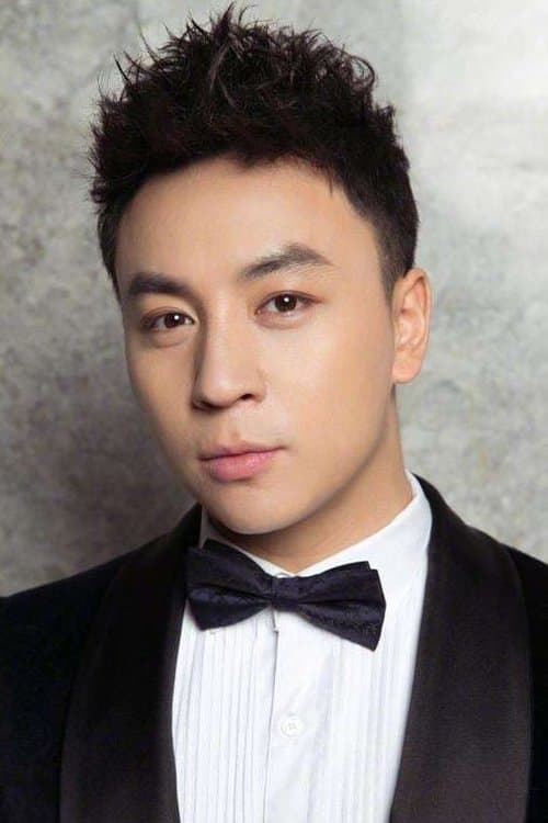 Ashton Chen headshot