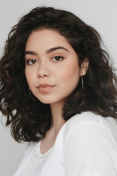 Auliʻi Cravalho headshot