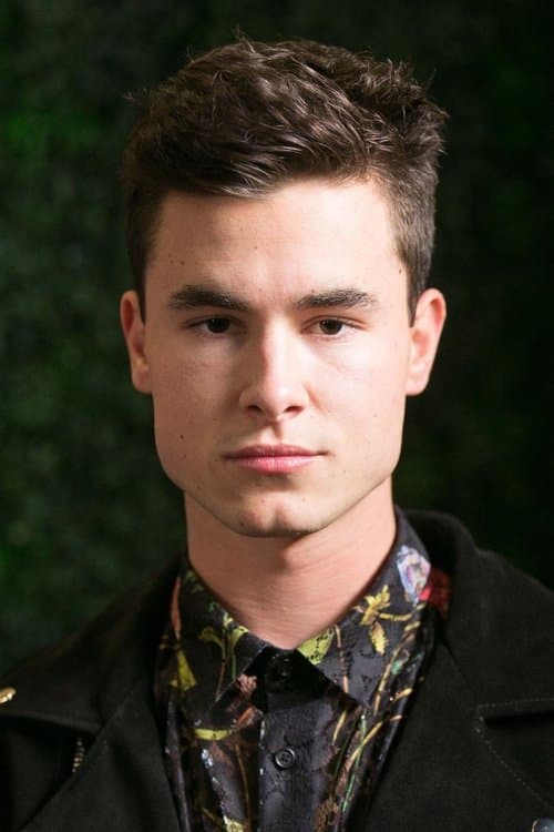 Kian Lawley headshot