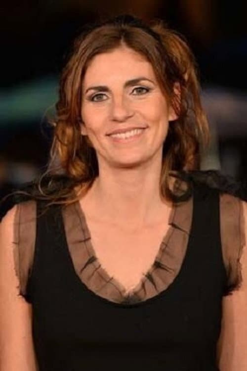 Elisa Amoruso headshot